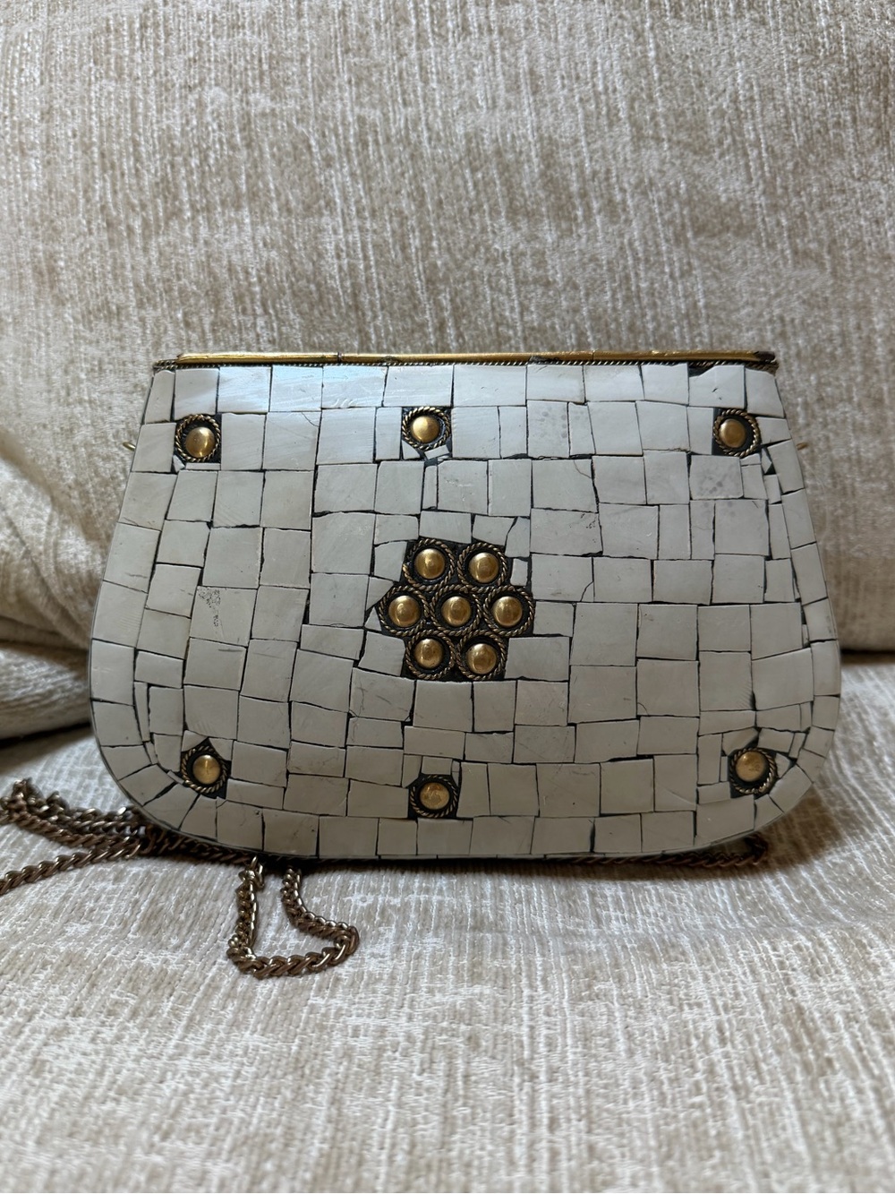 Antik Kraft Chic Gold and White Mosaic Clutch NWT - Picture 5 of 9